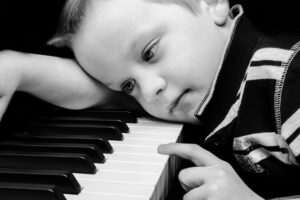 Learn how to start teaching piano beginnings